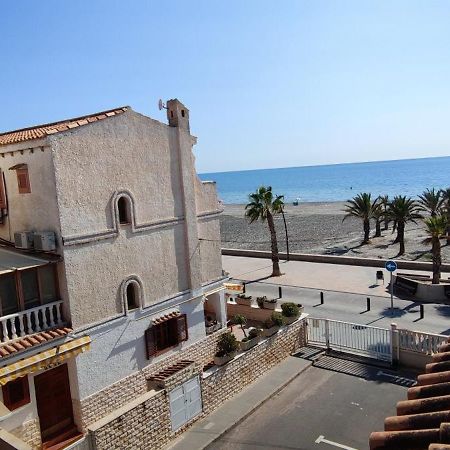 Beach Breeze Townhouse By The Beach سانتا بولا المظهر الخارجي الصورة