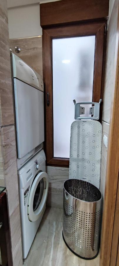 Beach Breeze Townhouse By The Beach سانتا بولا المظهر الخارجي الصورة