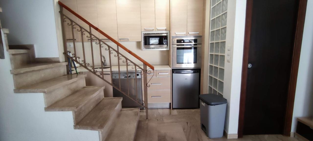 Beach Breeze Townhouse By The Beach سانتا بولا المظهر الخارجي الصورة