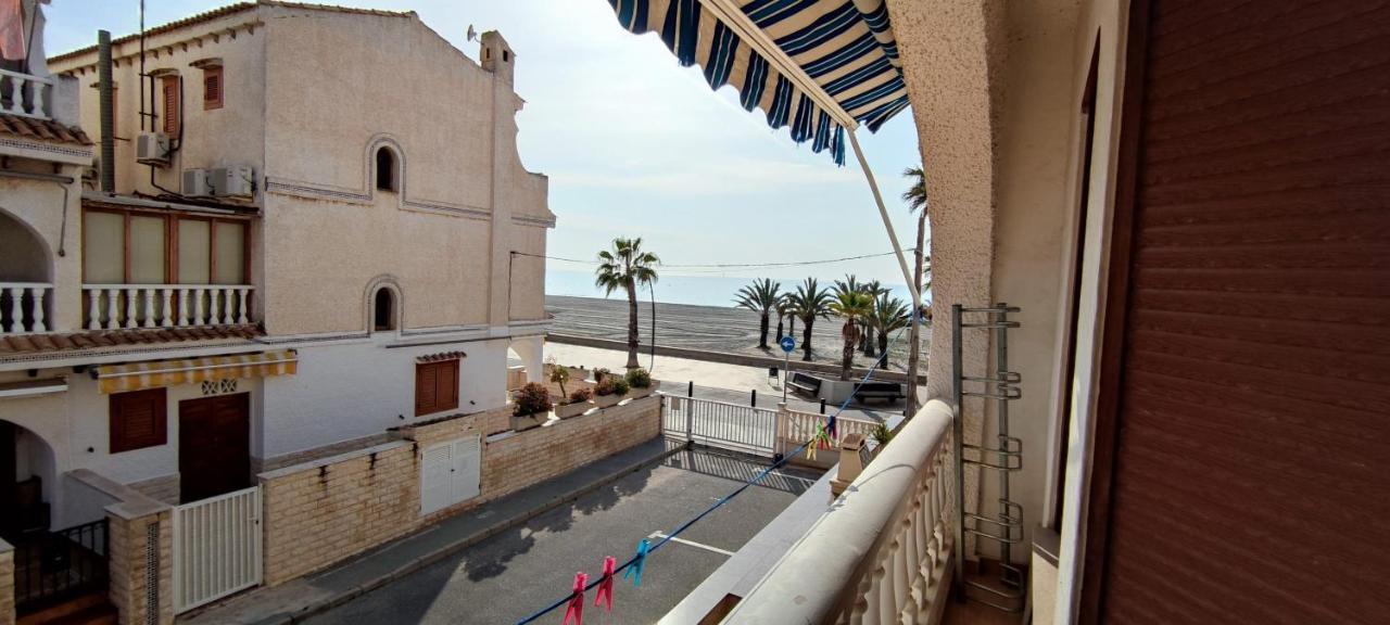 Beach Breeze Townhouse By The Beach سانتا بولا المظهر الخارجي الصورة