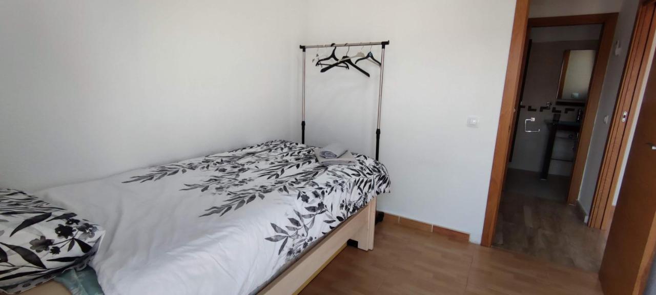Beach Breeze Townhouse By The Beach سانتا بولا المظهر الخارجي الصورة
