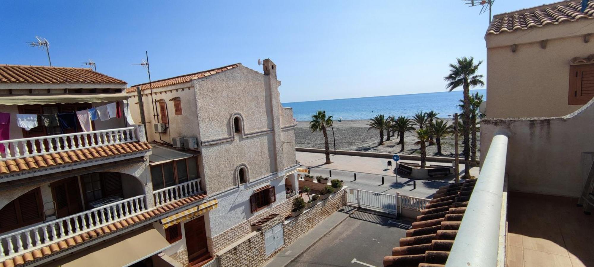 Beach Breeze Townhouse By The Beach سانتا بولا المظهر الخارجي الصورة